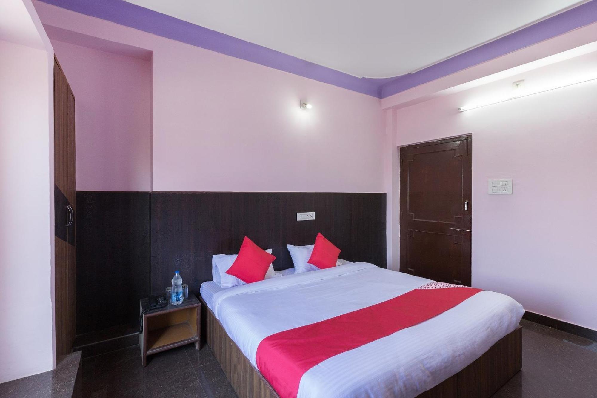 Hotel O Utsav Удайпур Екстериор снимка